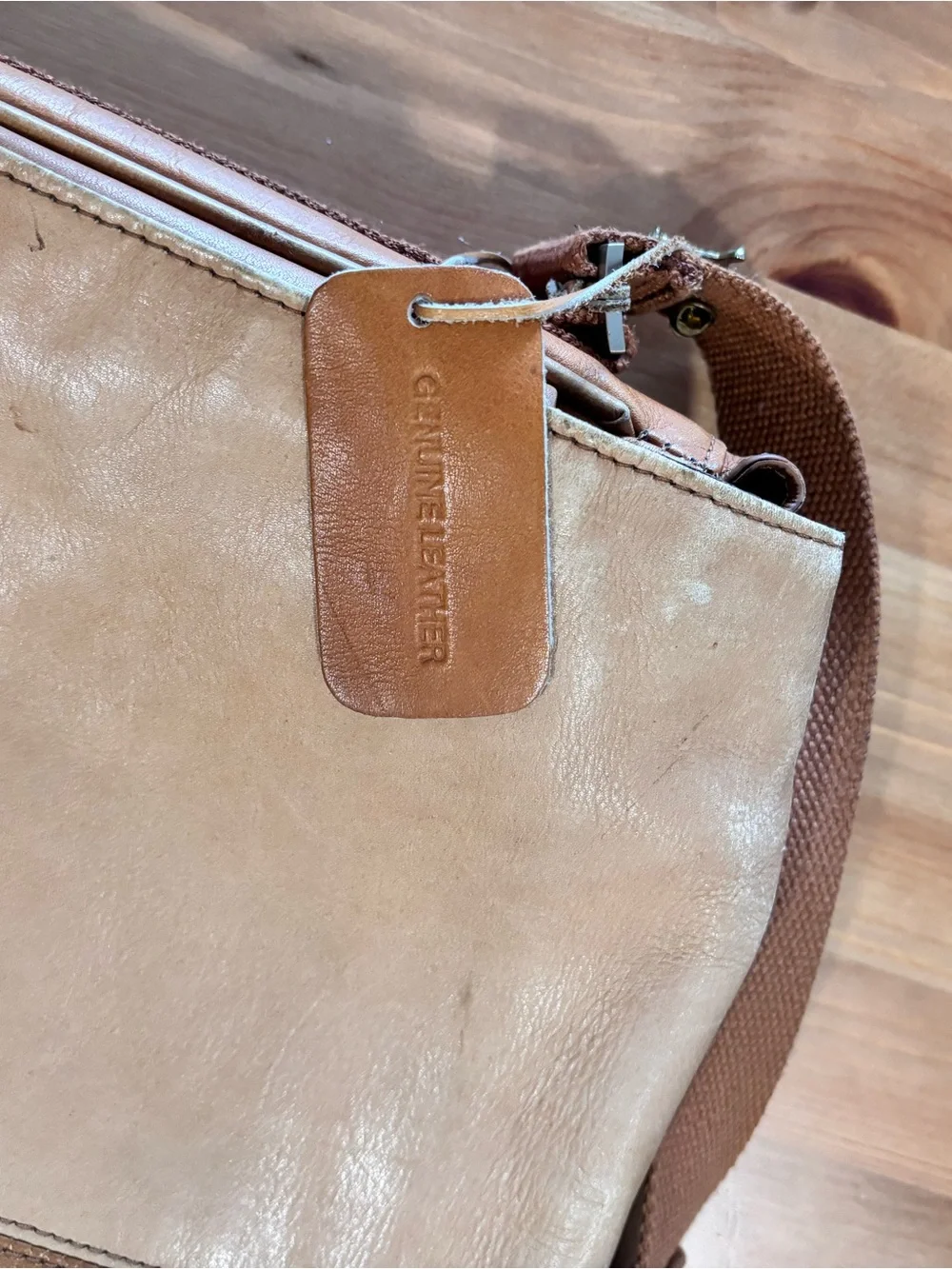 Kenneth Cole classic leather